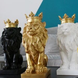 Majestätiskt lejon med krona